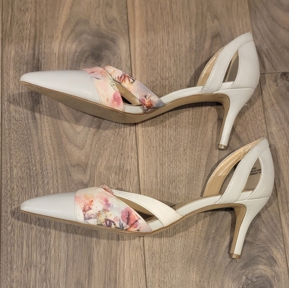 - Expression Pumps * Dixie Gray - Picture 3 of 9